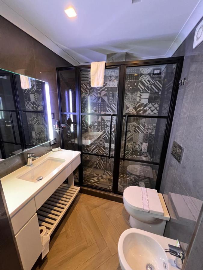 مبيت وإفطار نابولي Relais Piazza Vittoria المظهر الخارجي الصورة