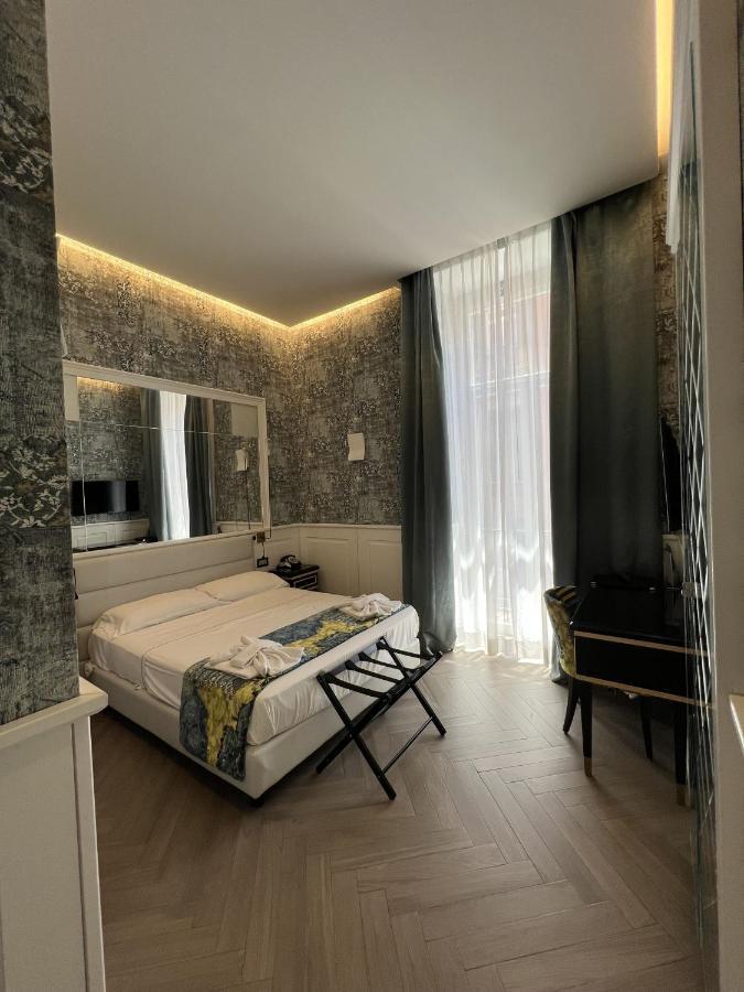 مبيت وإفطار نابولي Relais Piazza Vittoria المظهر الخارجي الصورة