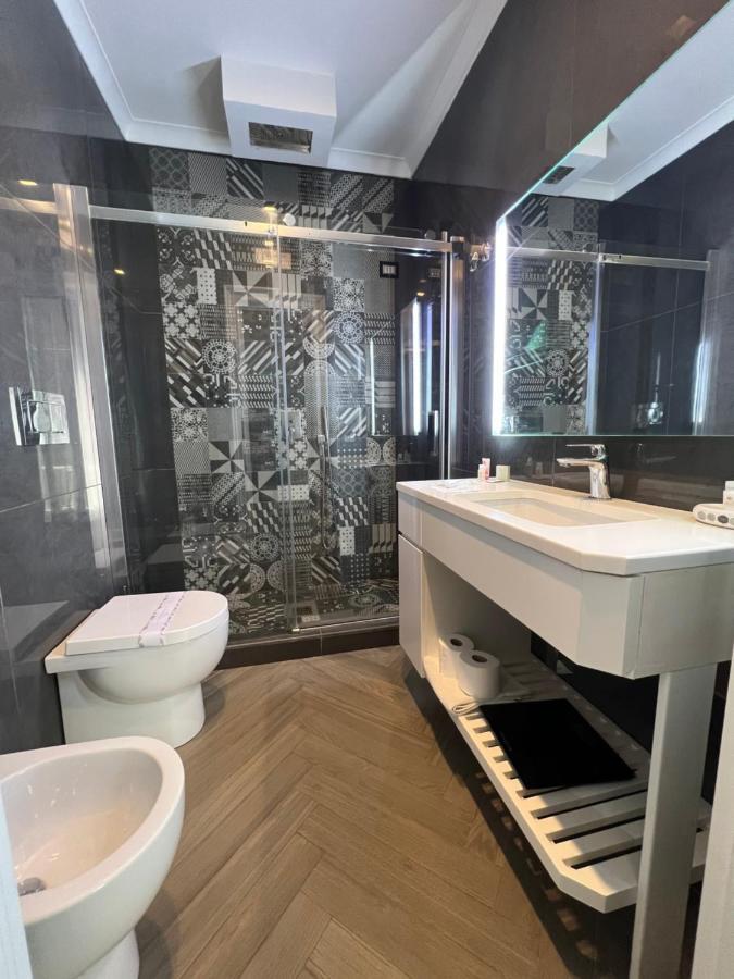 مبيت وإفطار نابولي Relais Piazza Vittoria المظهر الخارجي الصورة